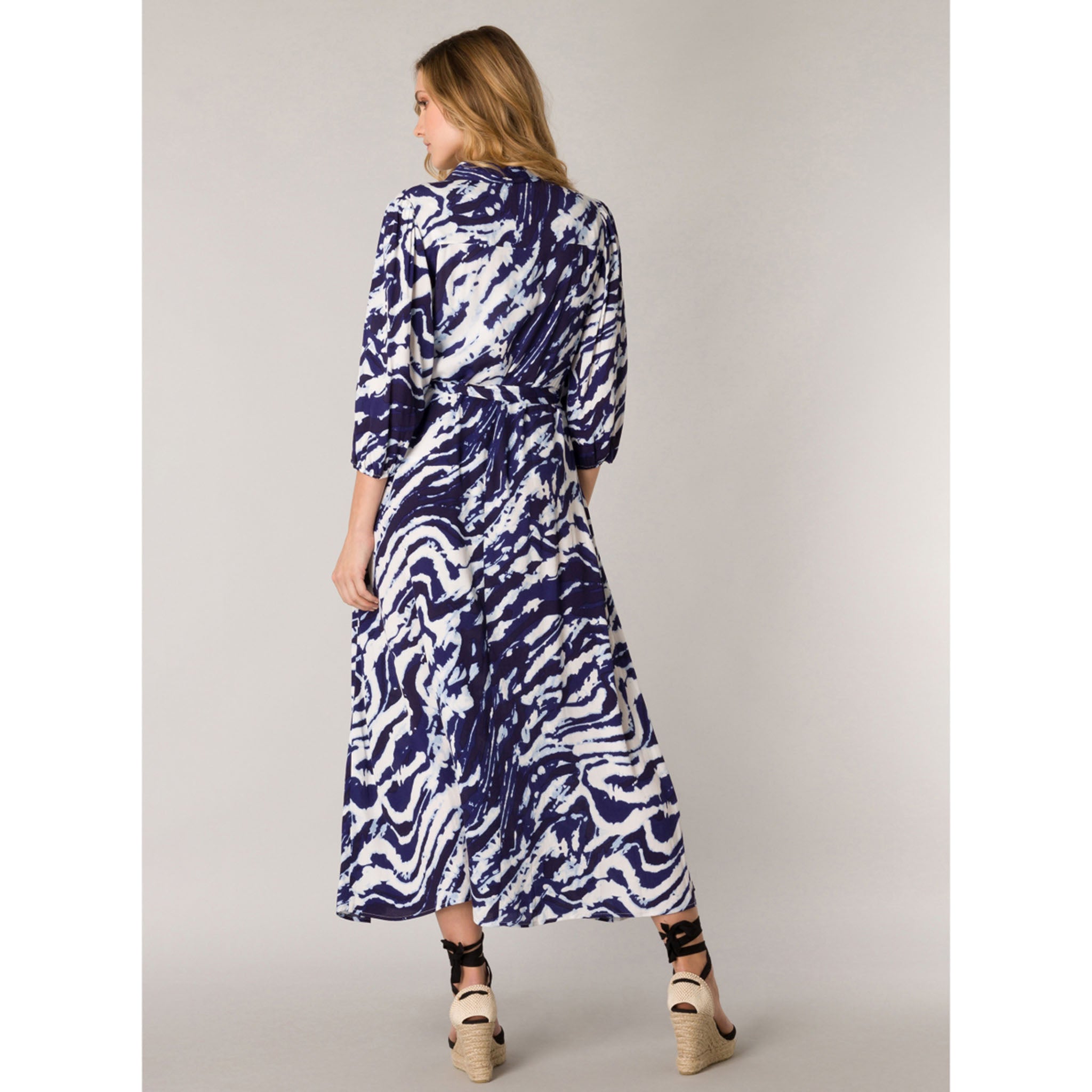Leninki, Goverdine Deep Blue