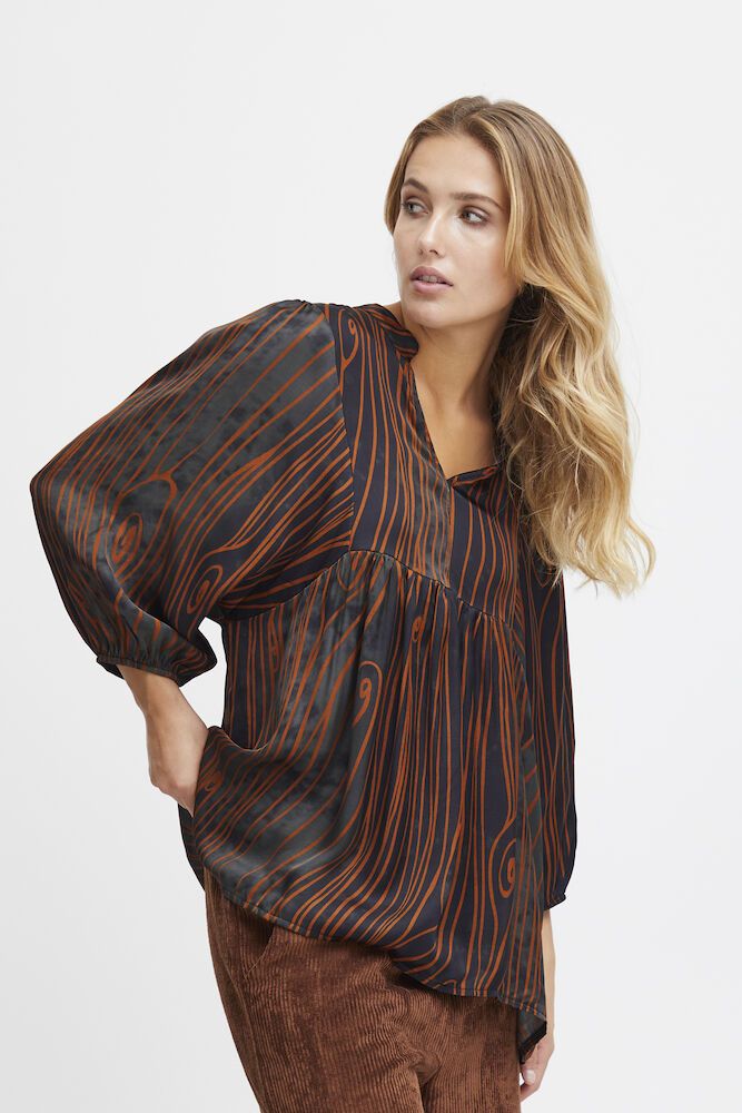 Pusero, Panita Brown