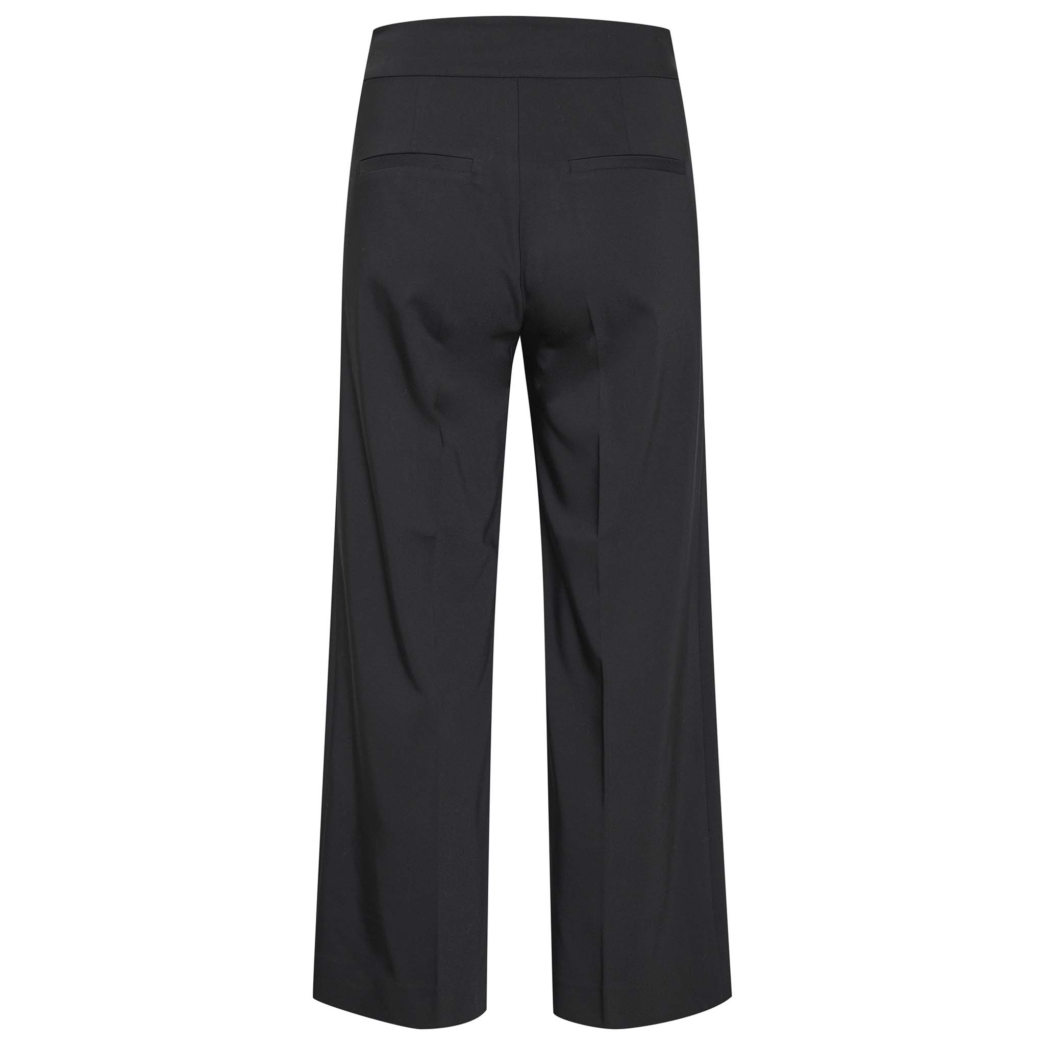 In Wear, naisten mustat culotte-housut. Takakuva.