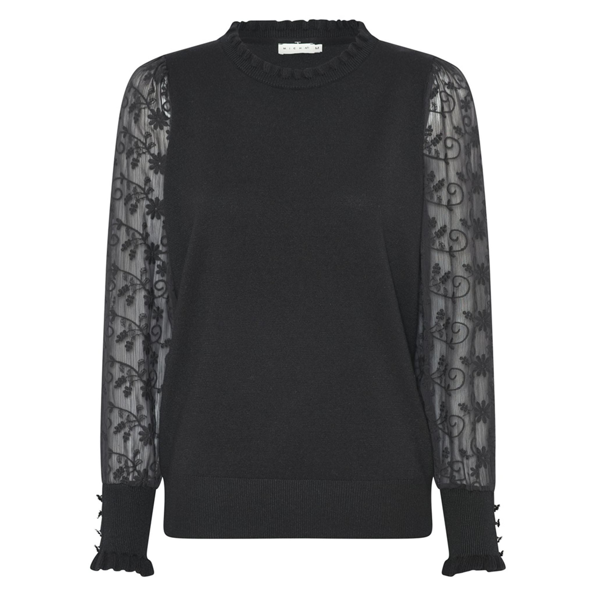 Neule,  Briana Black