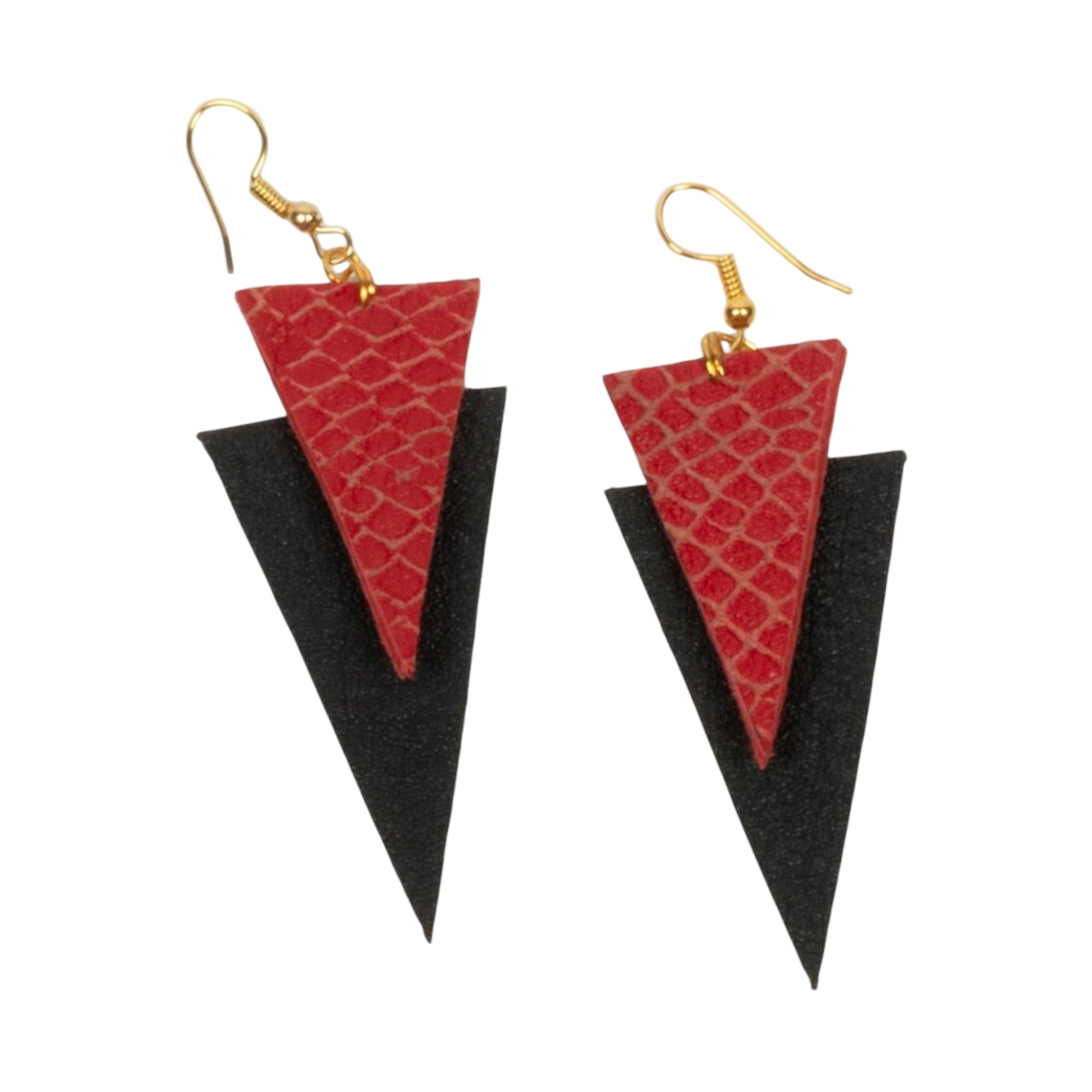 Korvakorut, Black And Red Triangle