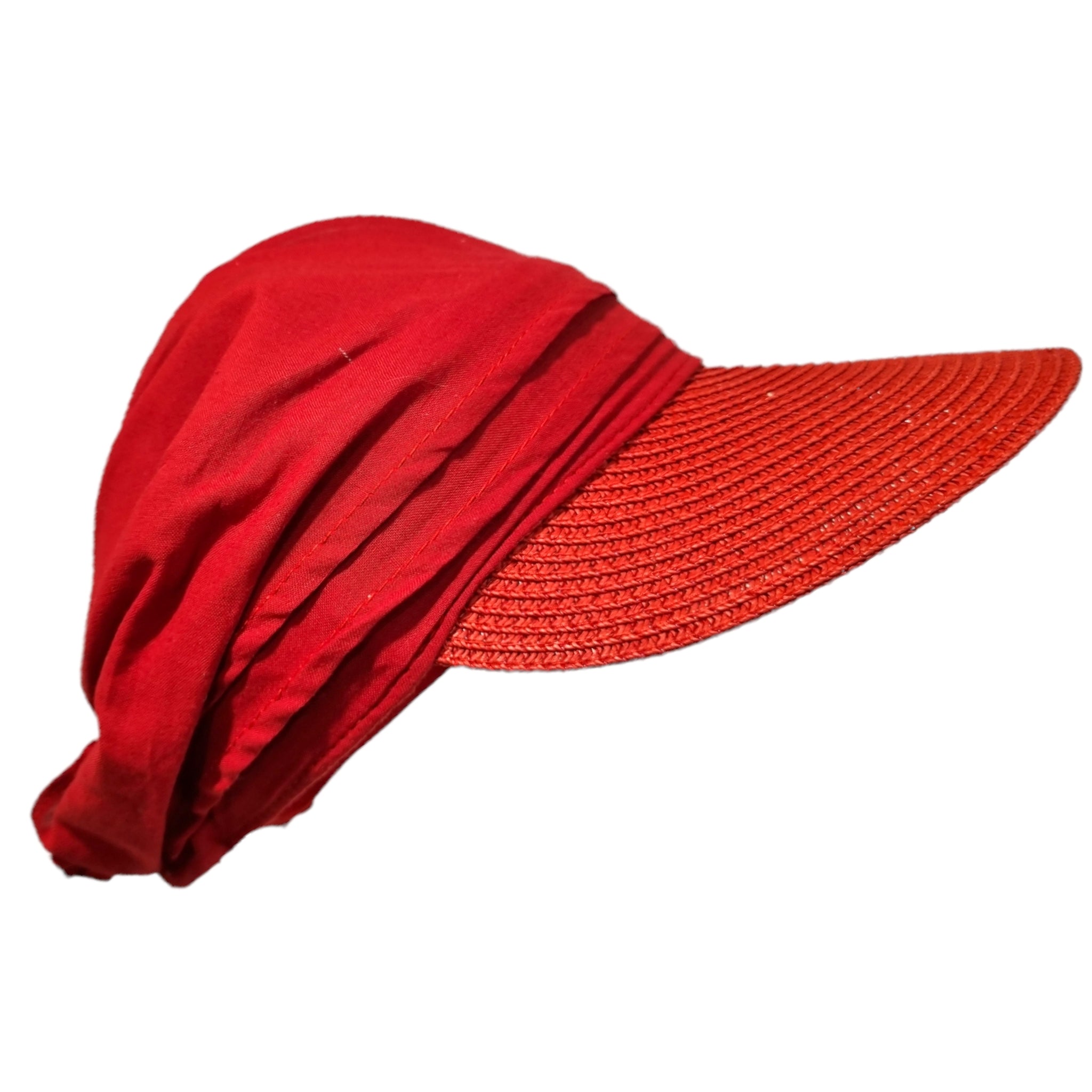 Lippahattu, Trista Red