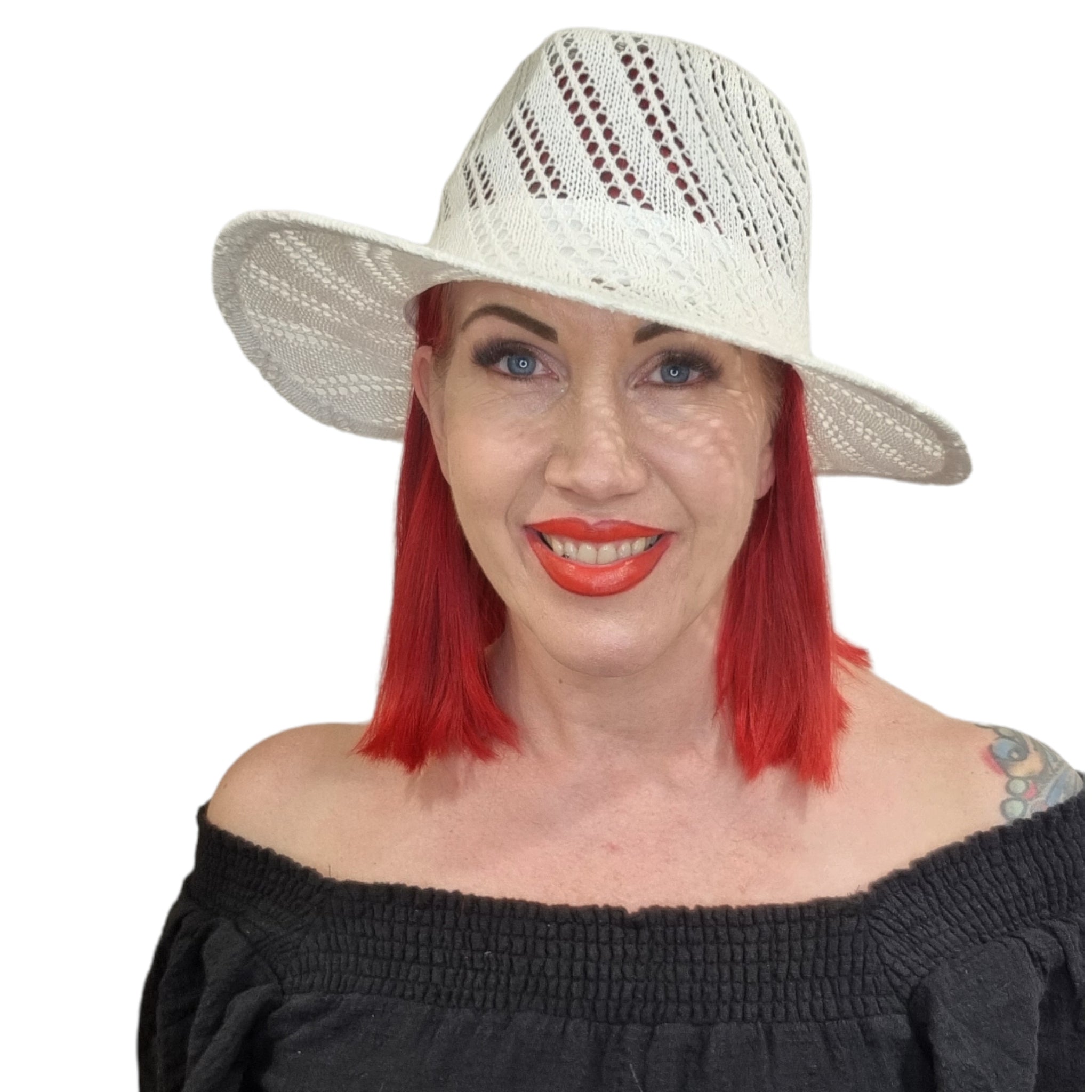 Lierihattu, Giorgia White