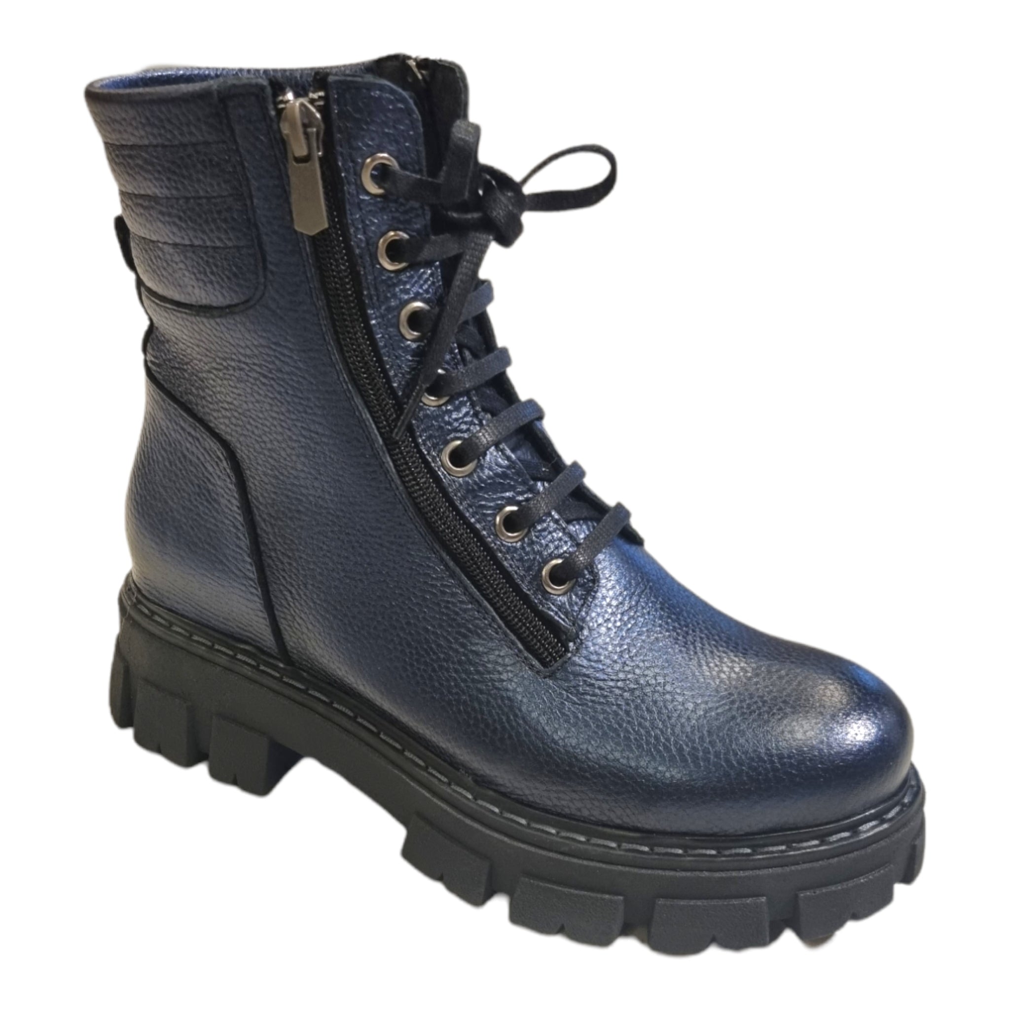 Maiharit, Navy Metallic