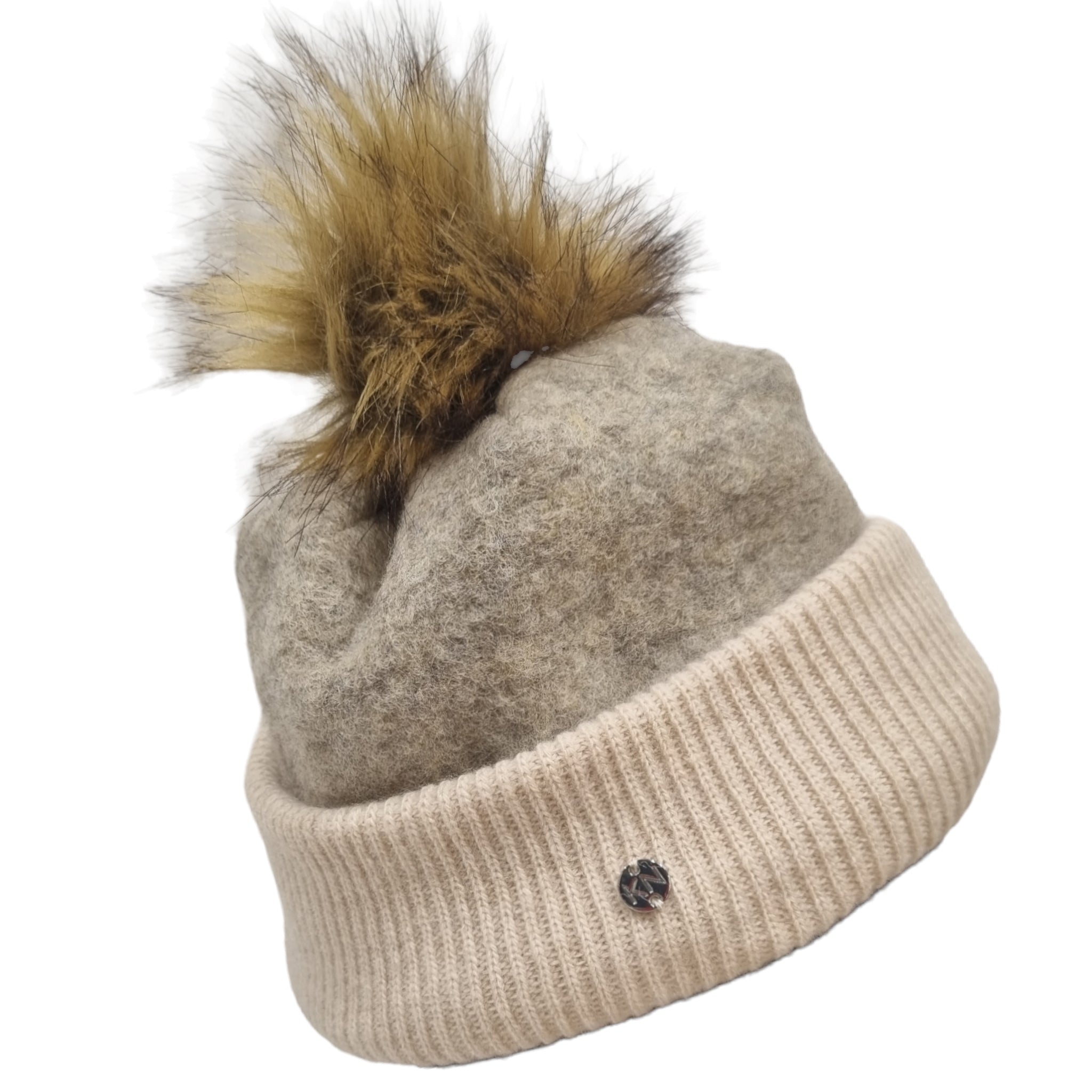 Hattu, Lia Beige