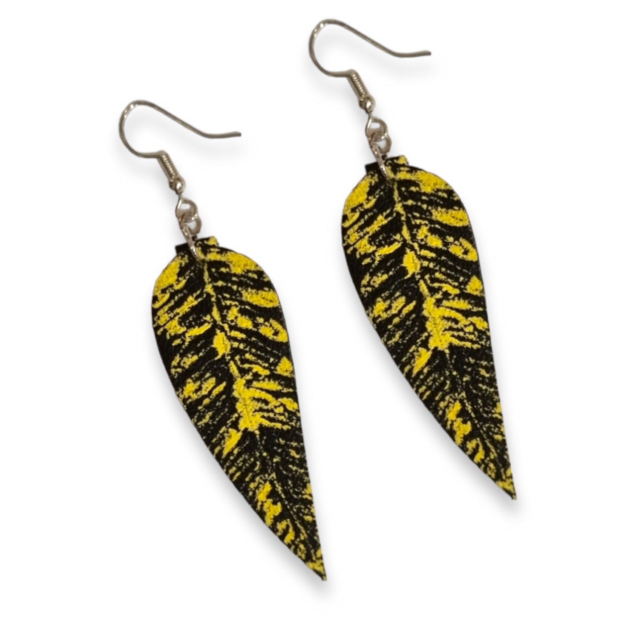 Korvakorut, Leaves Black & Yellow